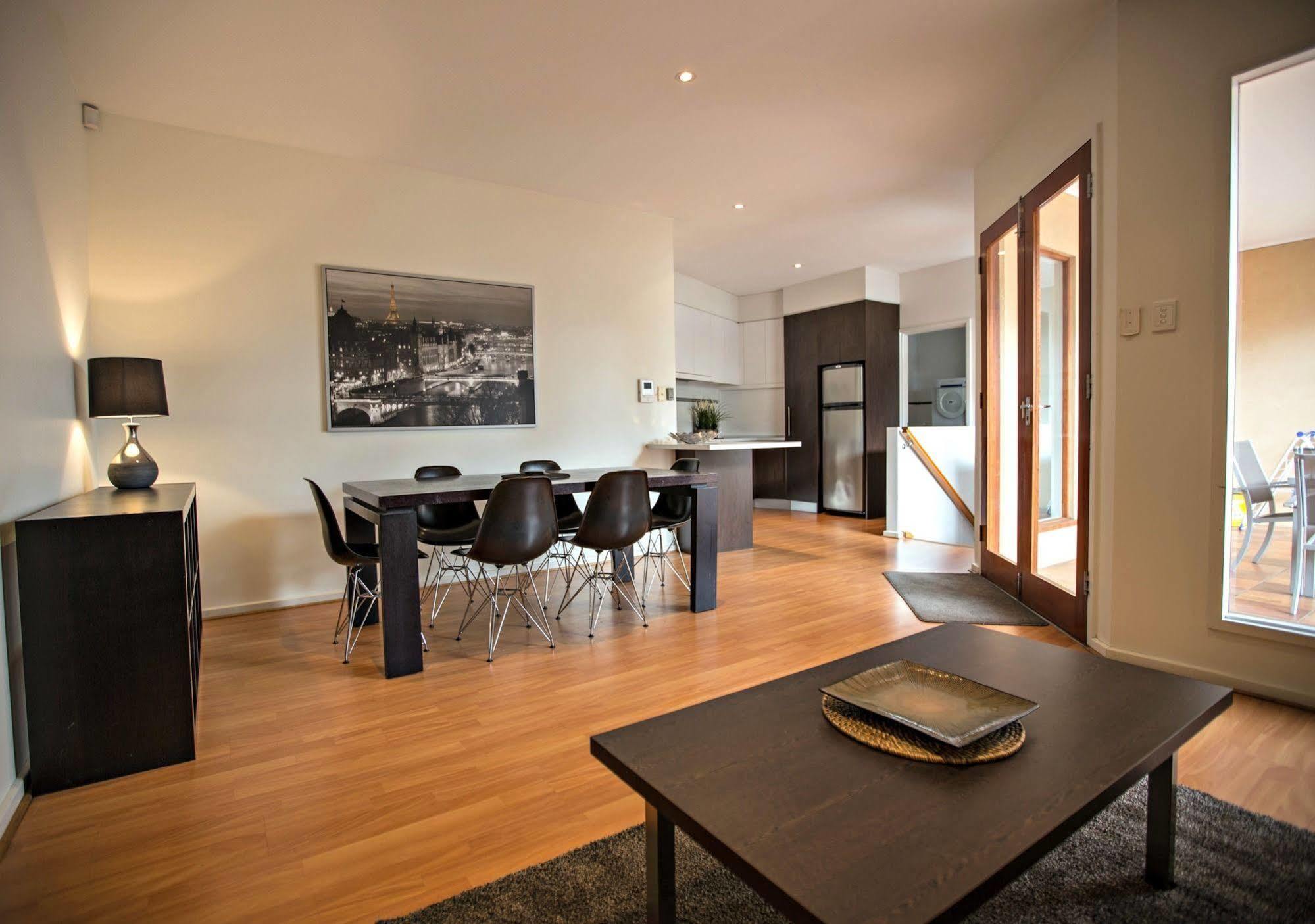 Dress Circle Apartment Adelaide