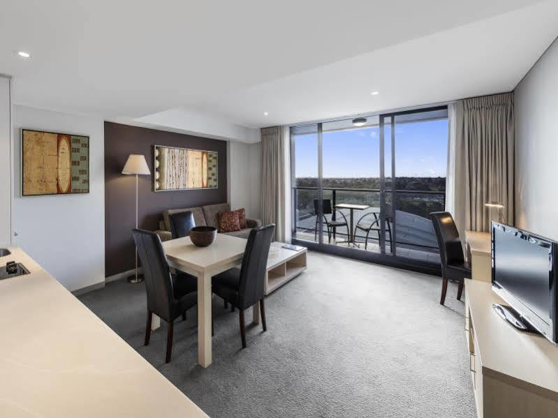 Oaks Horizons Aparthotel Adelaide