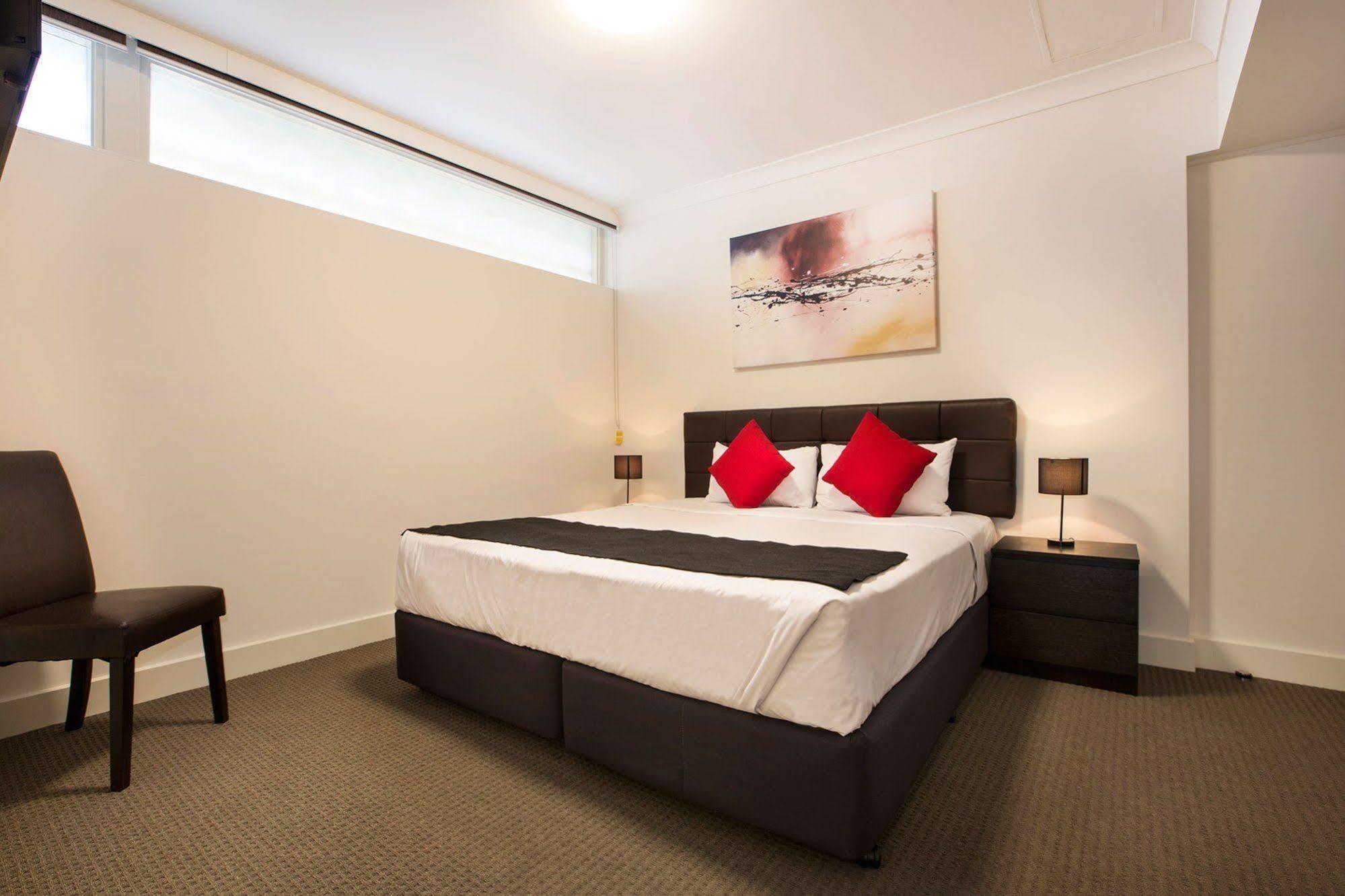 Enfield 3* Adelaide