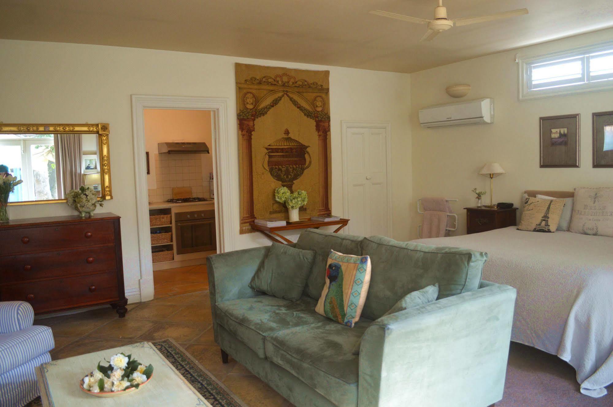 Athelney Bed & Breakfast Adelaide