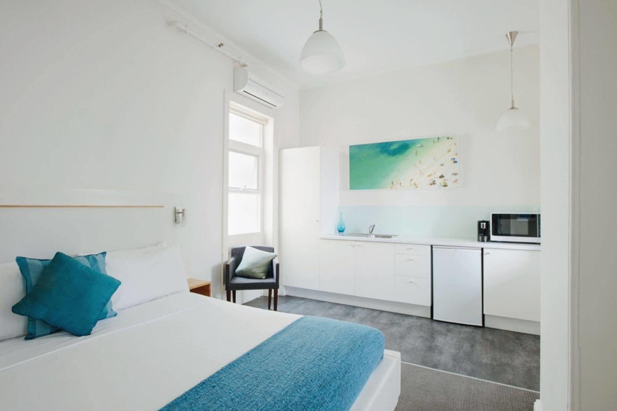 Aparthotel Seawall Adelaide