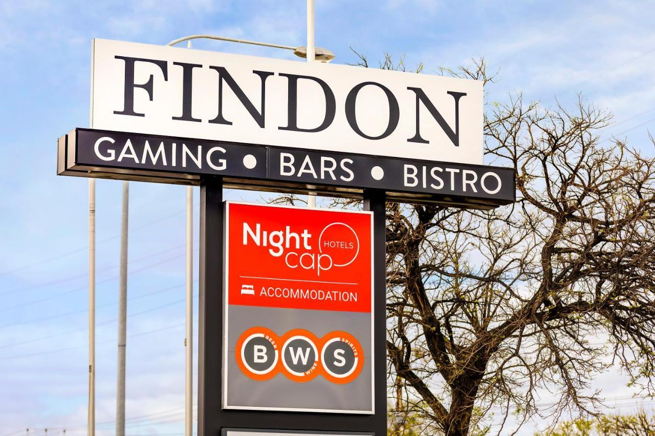 Nightcap At Findon 3*