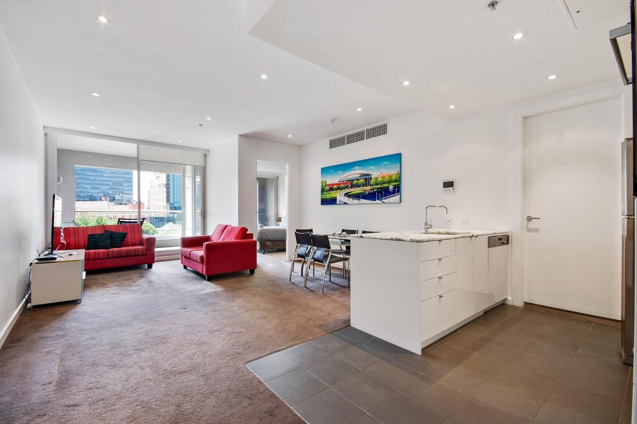 Swainson On Hindmarsh Apartment *
