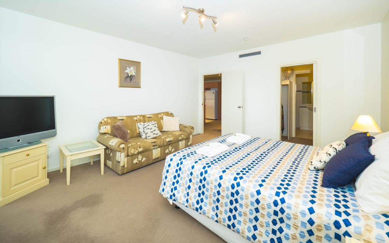Aparthotel Glenelg Beachside