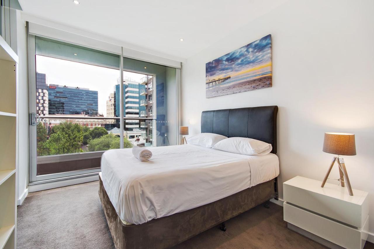 Swainson On Hindmarsh Apartment *