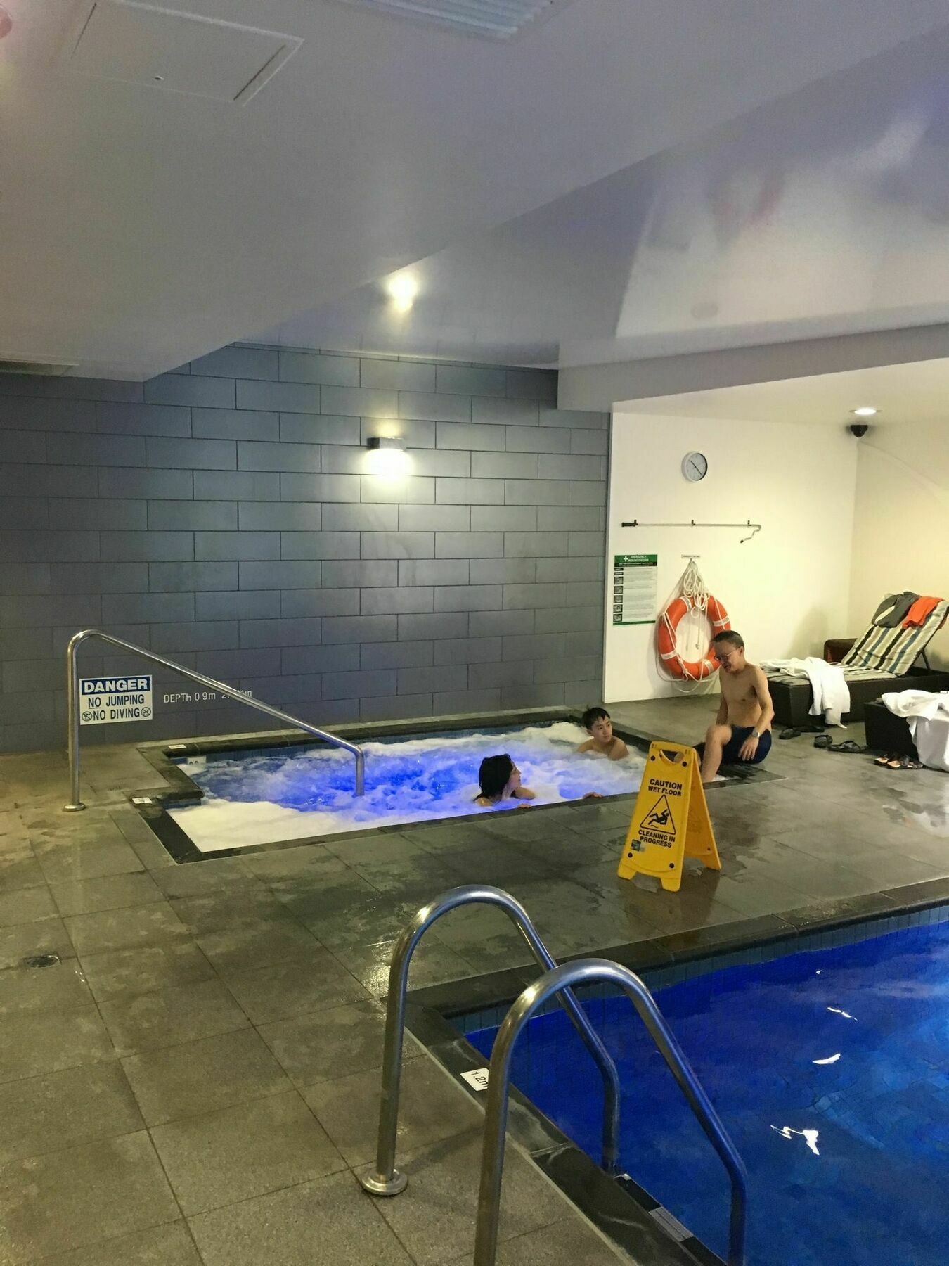 Luxury In The Sky On Hindmarsh Square * Adelaide