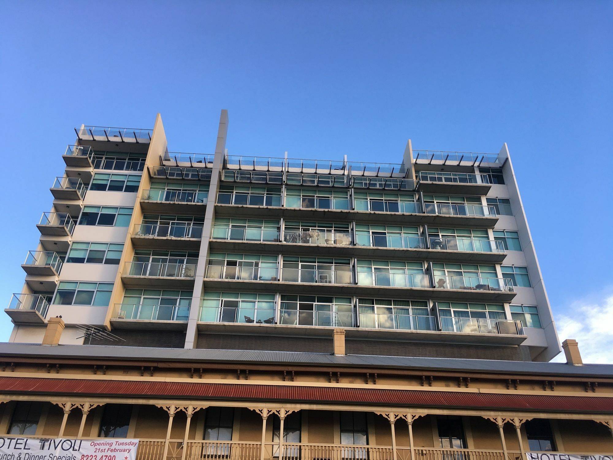 Escape 3bd In Adelaides East End 7 *