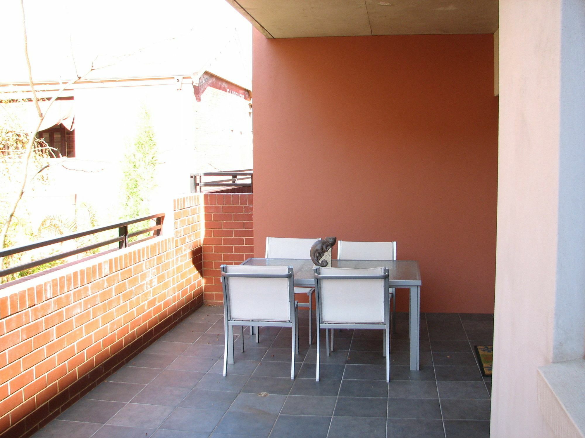 Escape 2bd In Adelaides East End 1 Adelaide