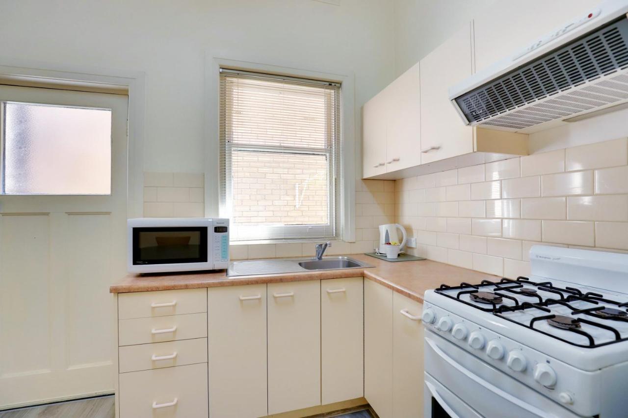 Bayview Glenelg Apartment *