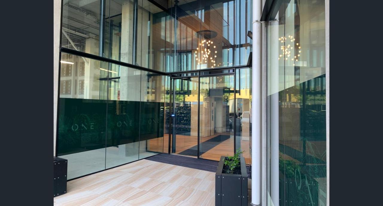 Apartment One Cbd , With 1 Carpark
