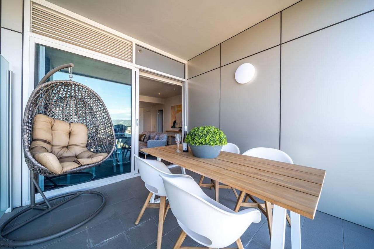 Divinity On Morphett In The Heart Of The Cbd Free Wifi Nespresso *