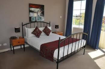 Aparthotel Rnr Serviced - Wakefield St Adelaide