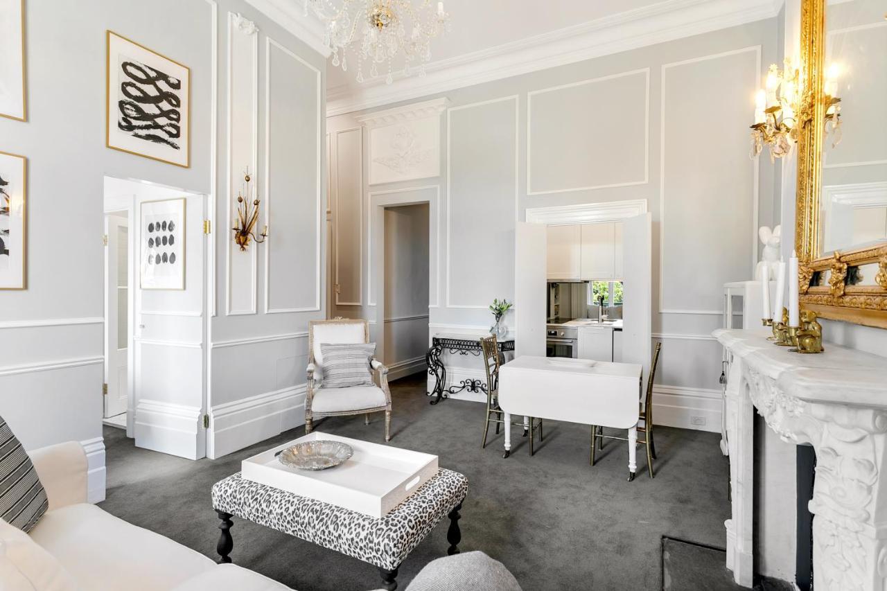 Botanic 'parisienne Suite' Adelaide