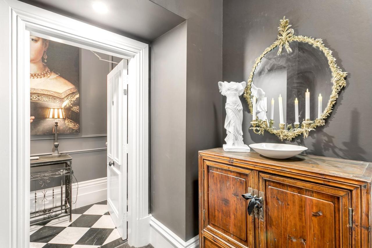 Botanic 'parisienne Suite' Apartment Adelaide