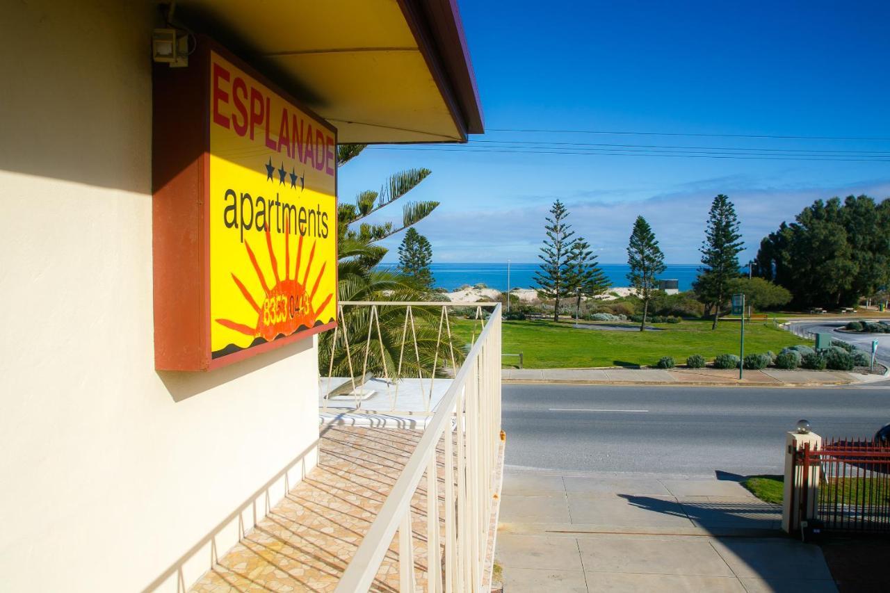Esplanade At West Adelaide