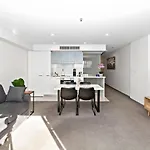 Lily - North Terrace Cityscape Residence