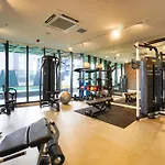 Luxury Cbd Beach Vibes-Queen Bed-Gym