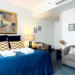 Charming Studio In Adelaide-Free Wifi