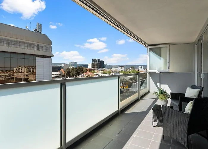 2Br Cbd Apt Swimming Pool Sauna Spa Cbd