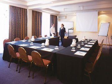 Chifley On South Terrace Hotel 3*