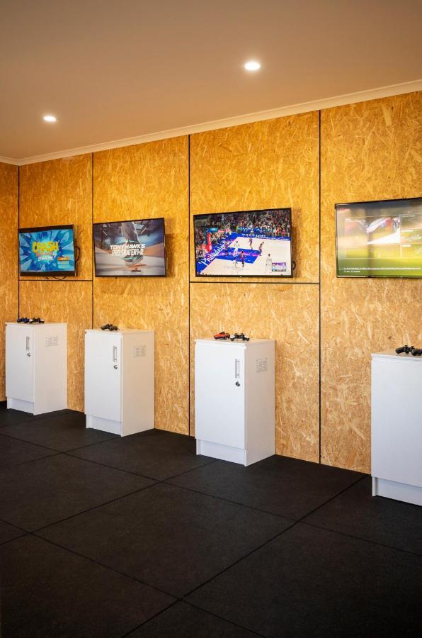 The Retreat West Parks 4* Adelaide