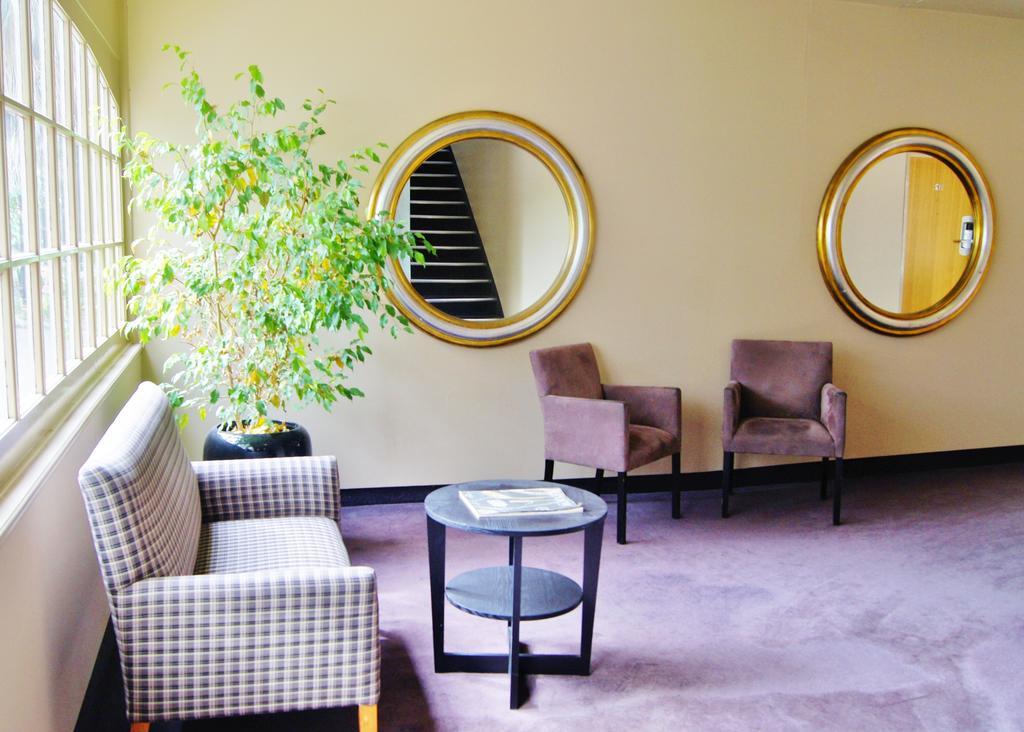 Hotel Quality Tiffins On The Park Adelaide
