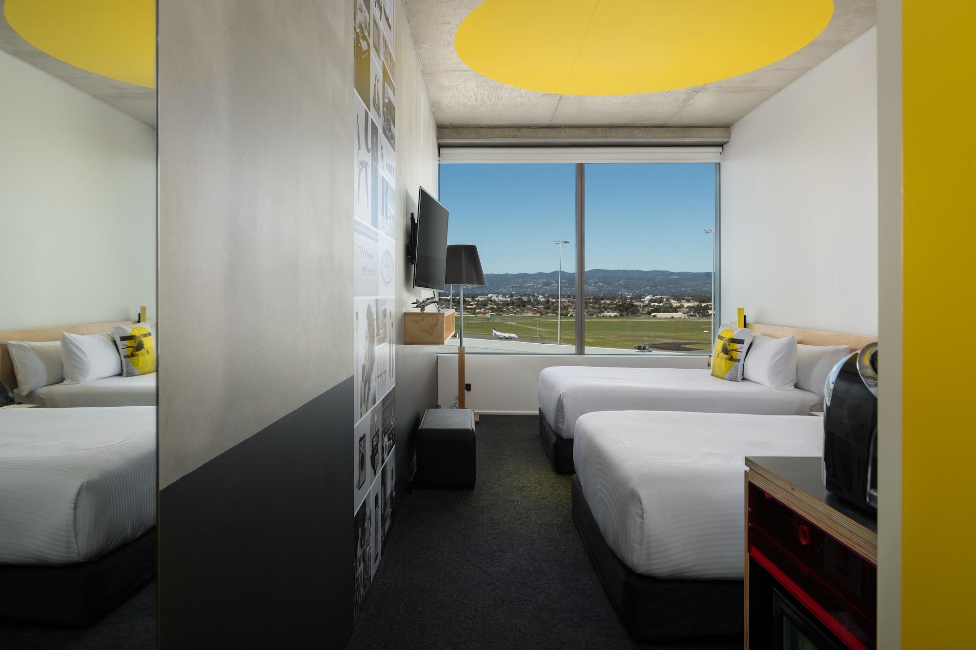 Atura Airport Hotel 4*