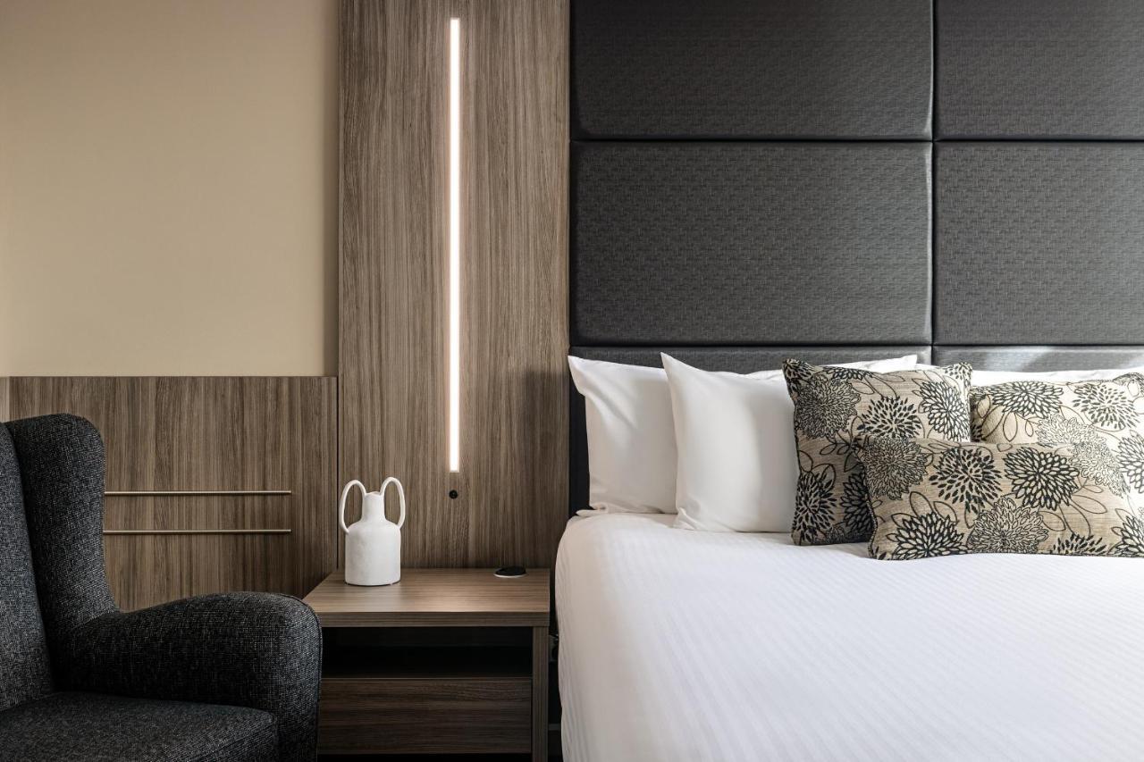 Hotel Rydges South Park 4*