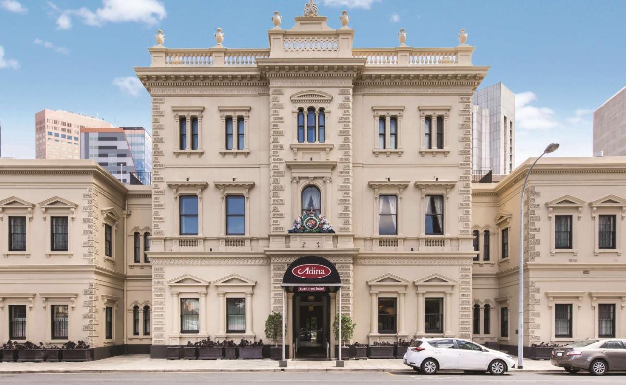 Adina Treasury Aparthotel 4*