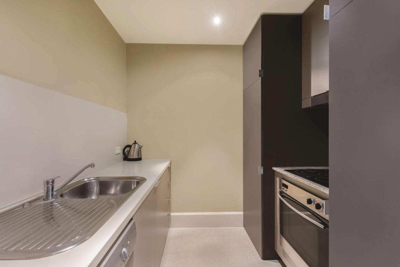 Adina Treasury Aparthotel Adelaide