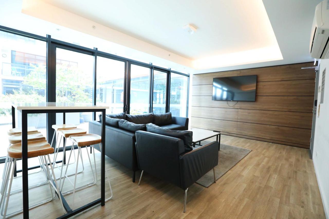Cbd Skyview: Urban Oasis With Panoramic Views Adelaide
