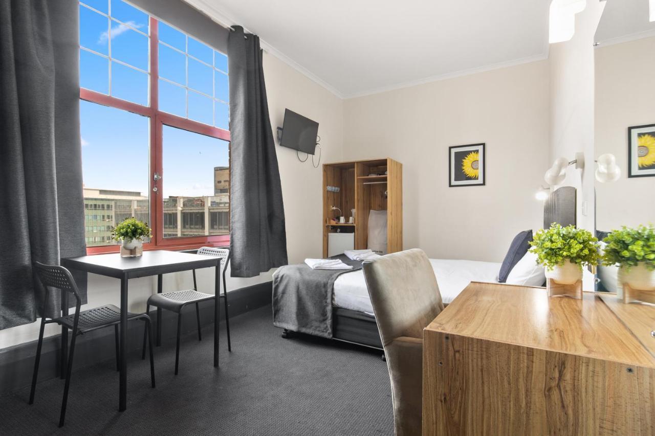 Paringa Hotel 3*