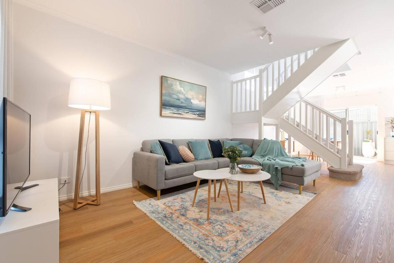 Colley's Nest - Family-friendly Townhouse With Patio Adelaide