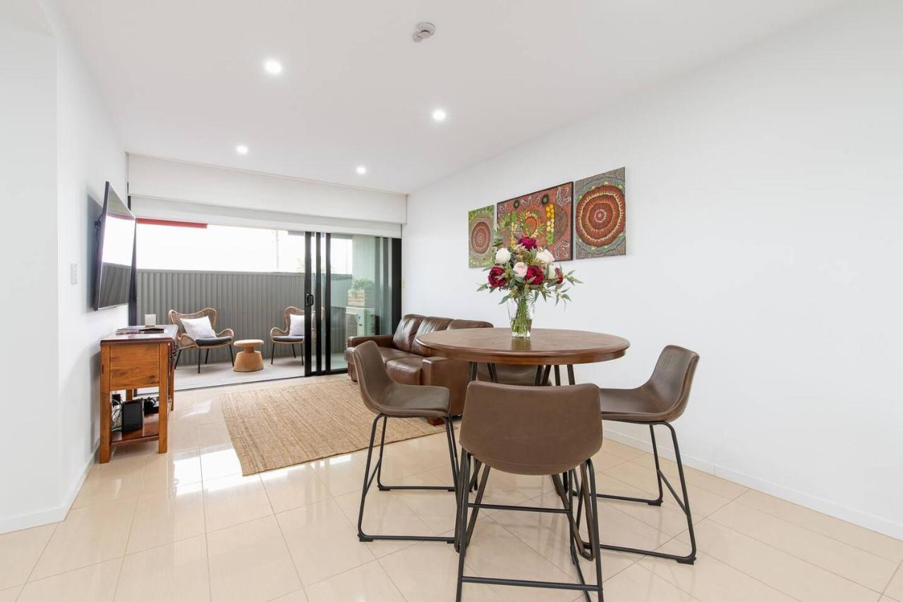Perfect Prospect Among City's Dining Hotspots *