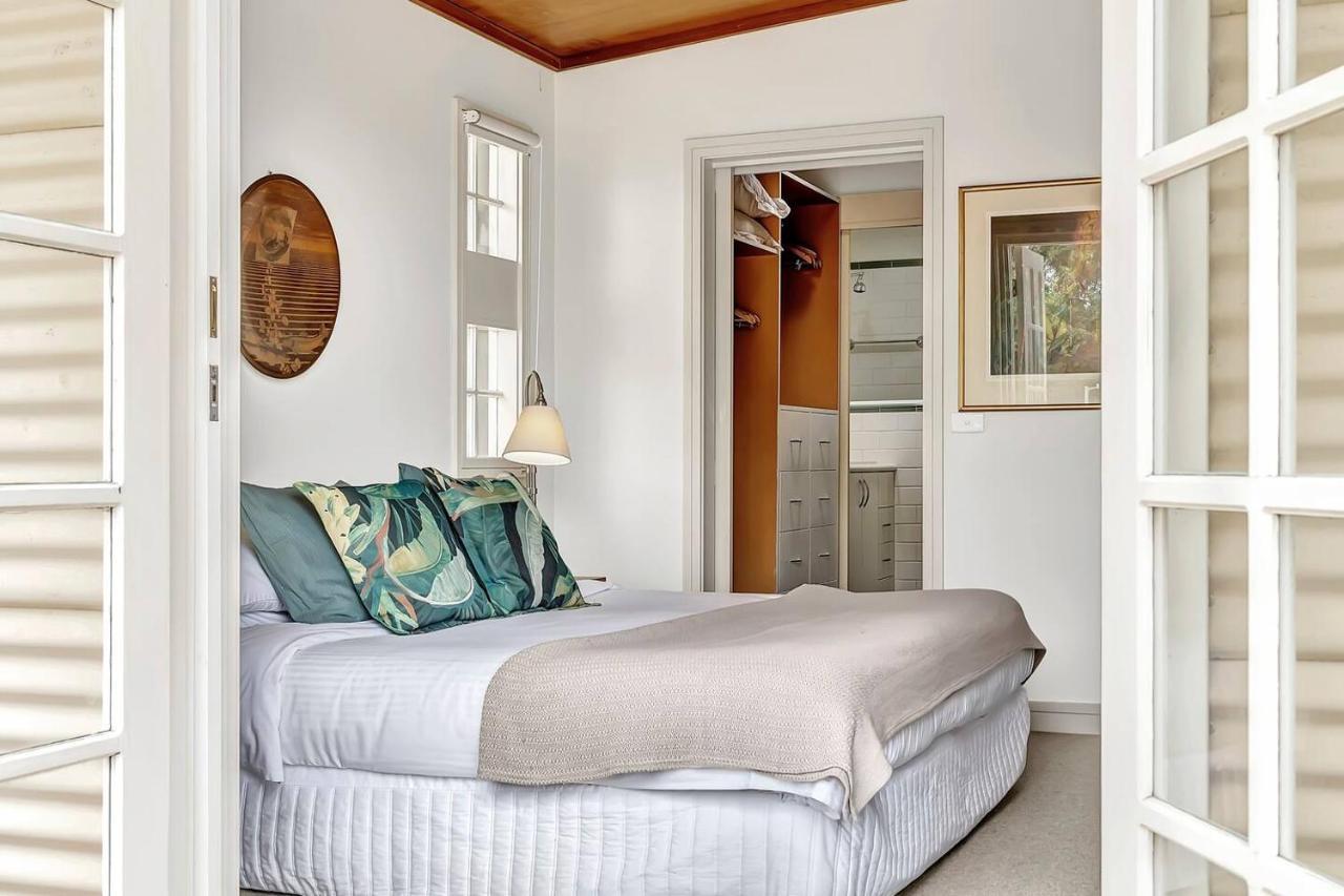 Time And Tide Hideaway - A Spacious Beachside Escape Adelaide