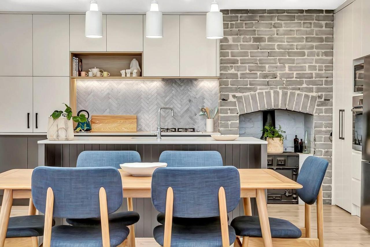'chimney Cottage' Family Gem Where Meets Port Holiday home