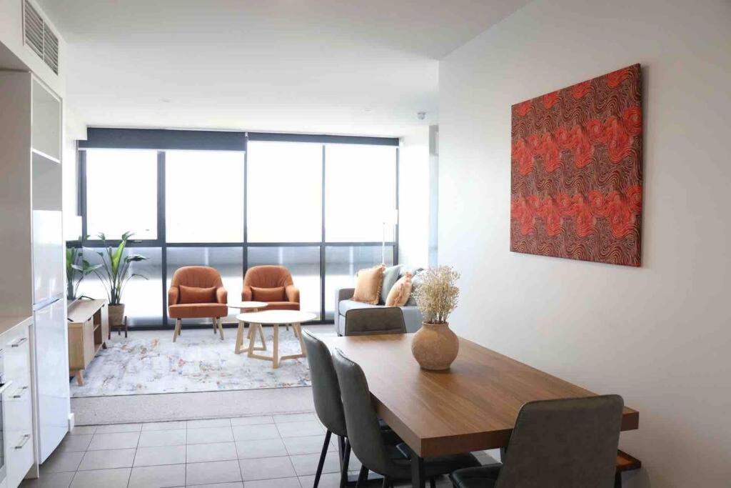Apartment Free Parking Cityview Pool Gym *