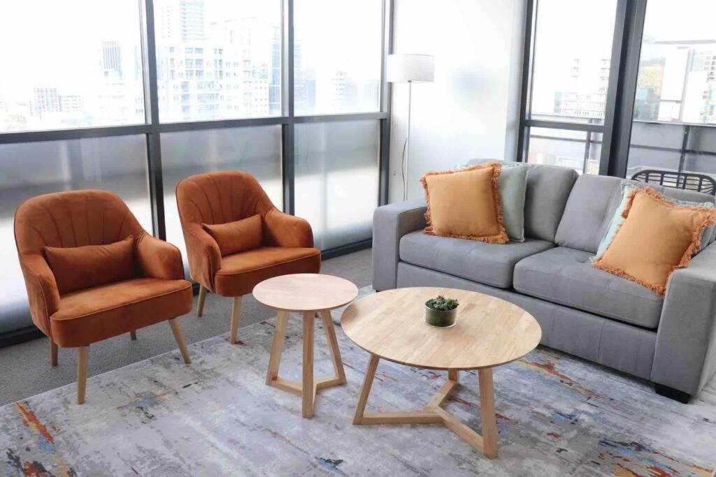 Apartment Free Parking Cityview Pool Gym