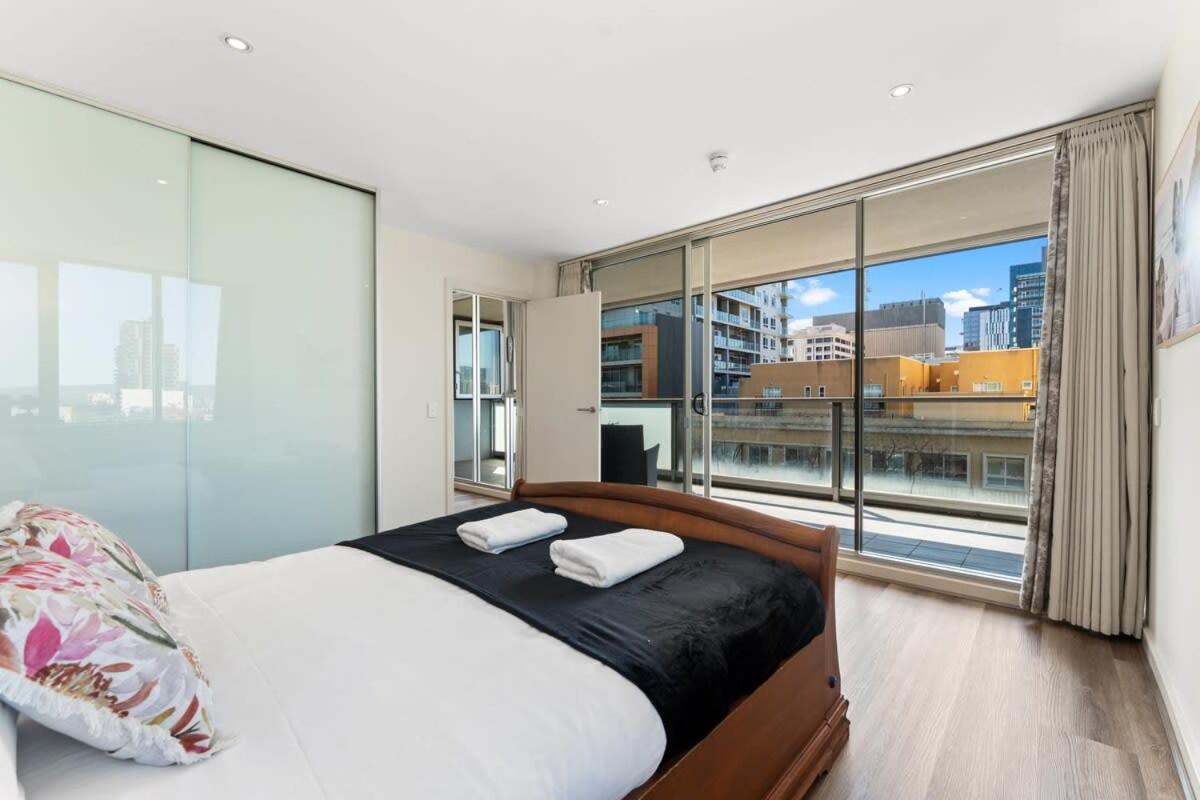 2br Cbd Swimming Pool Sauna Cbd Apartment *