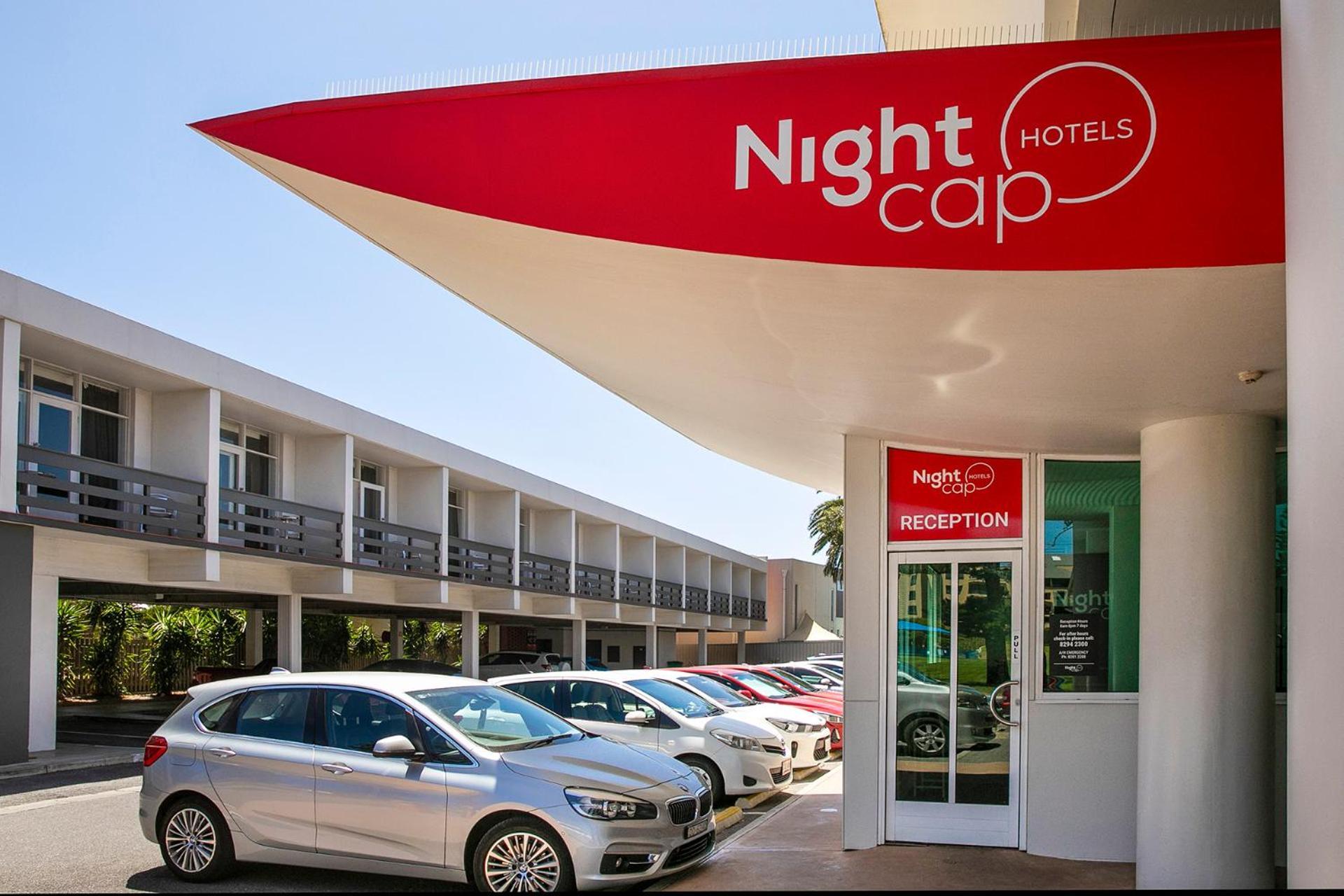 Nightcap At Watermark Glenelg Hotel