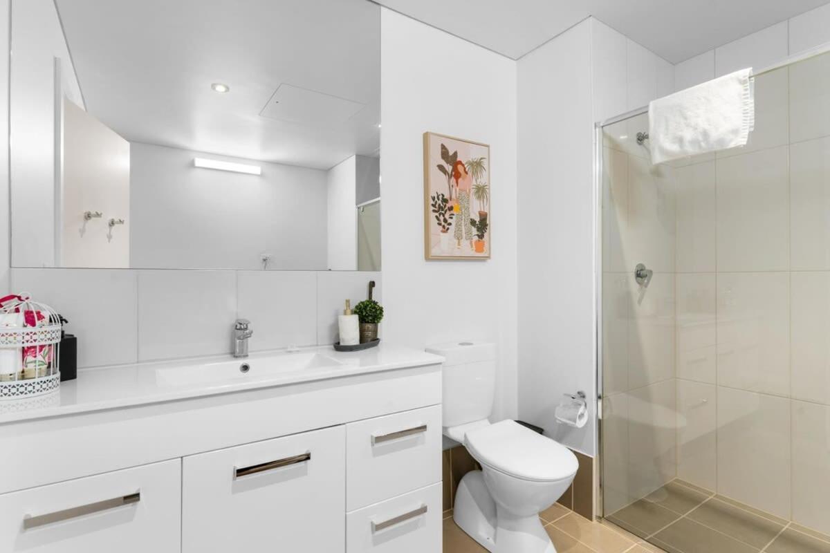 Apartment 1br Cbd The Location