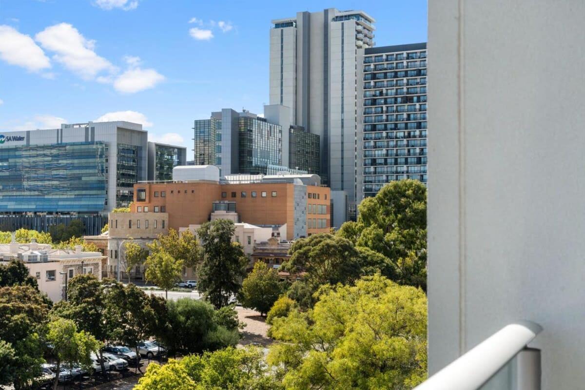 1br Cbd The Location Apartment Adelaide