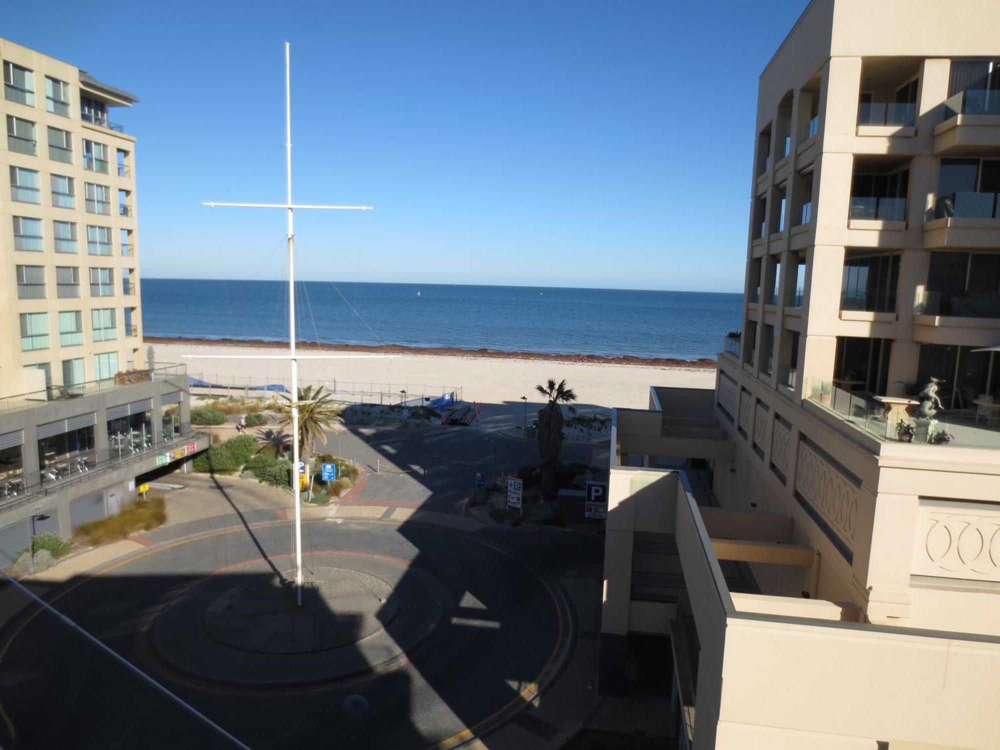 Aparthotel Lights Landing 4*