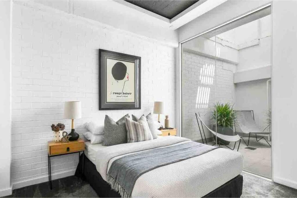 Holiday home Manhattan Style 3 Story Luxury In St Peters *
