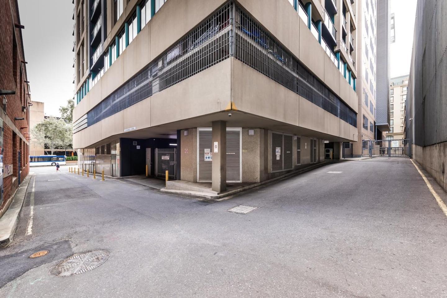 Horizons 1402 - Free Carpark * Adelaide