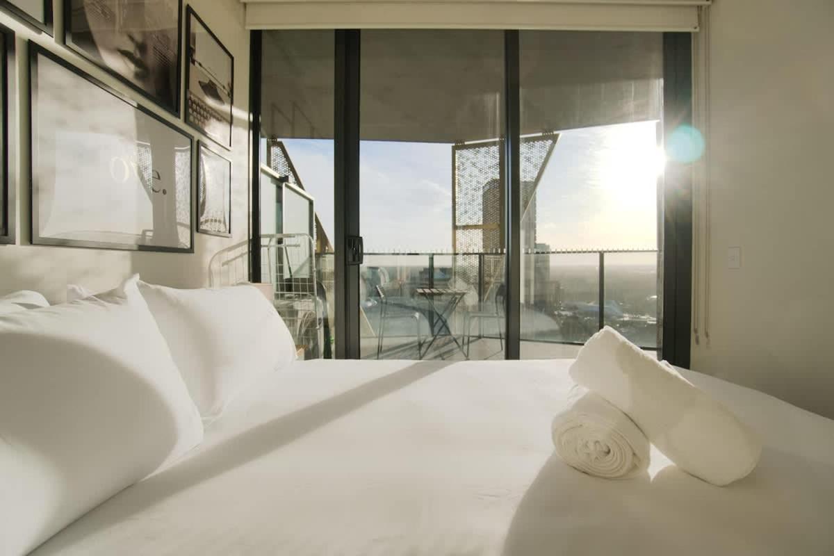 Apartment Elegant New In Vibrant Rundle Mall