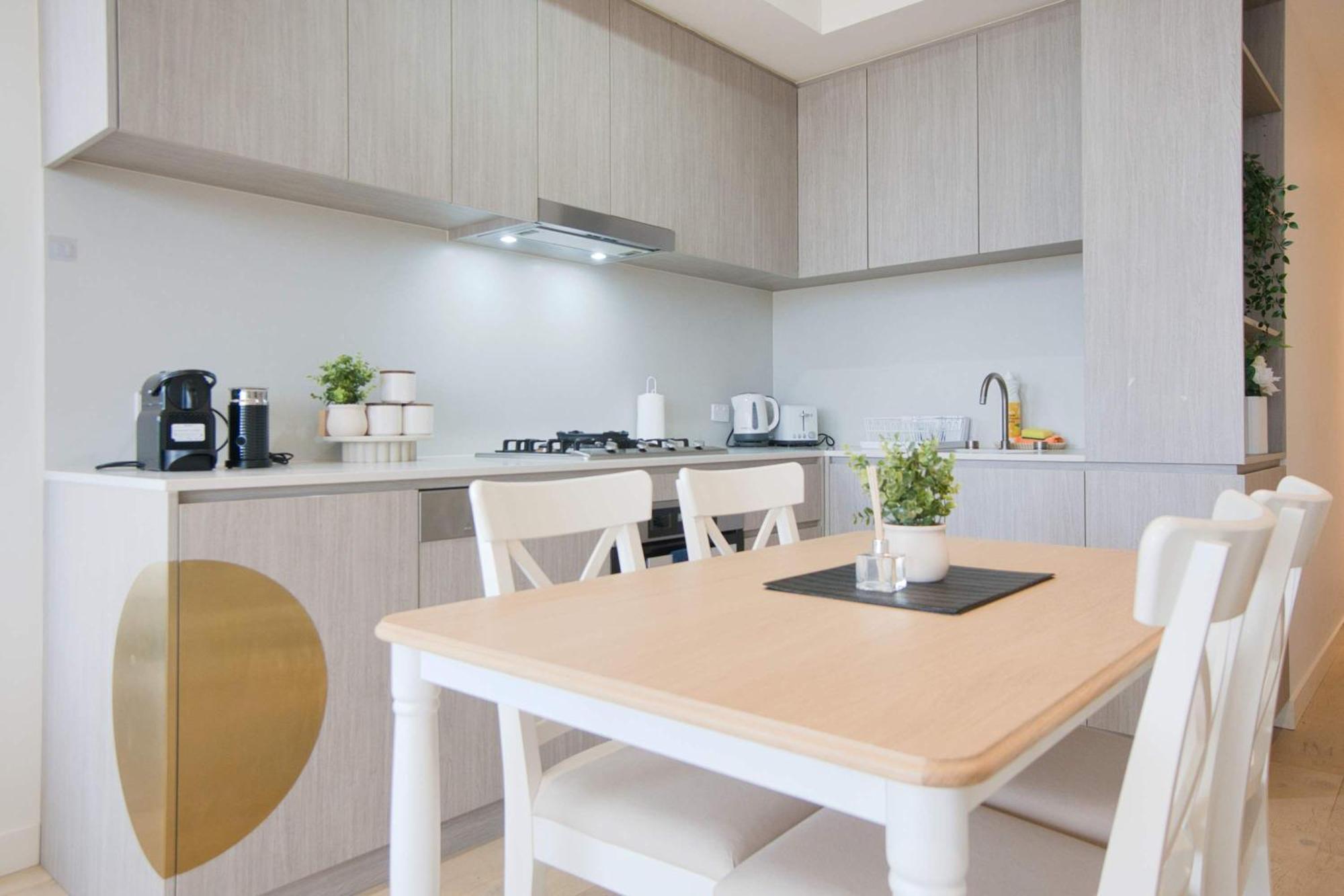 Beautiful & Comfortable 2br In Rundle Mall - Cbd