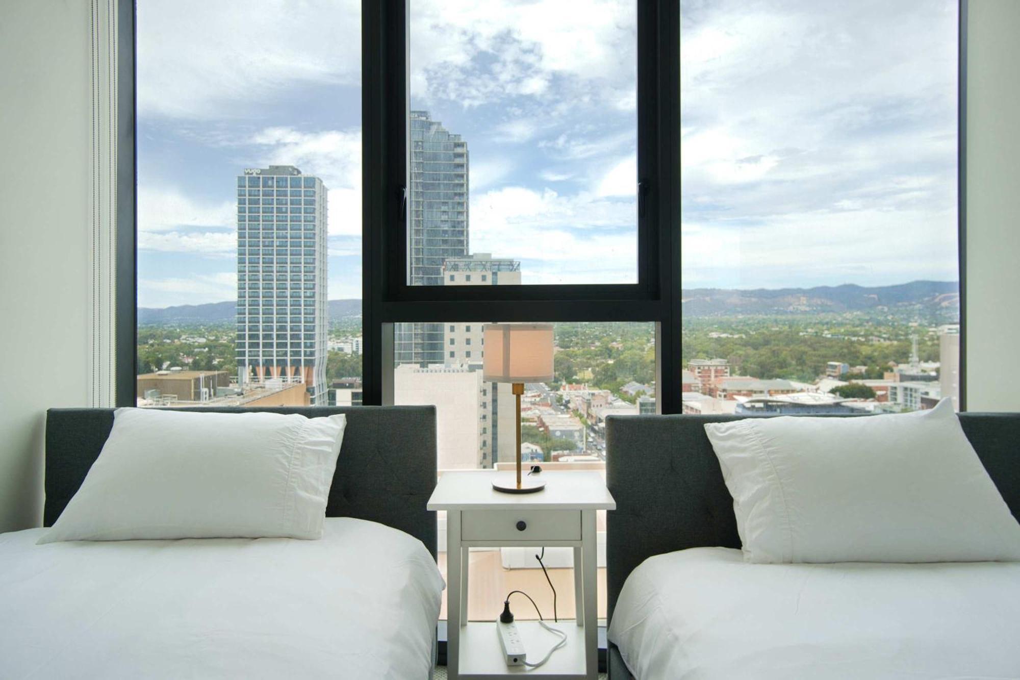 Beautiful & Comfortable 2br In Rundle Mall - Cbd Apartment