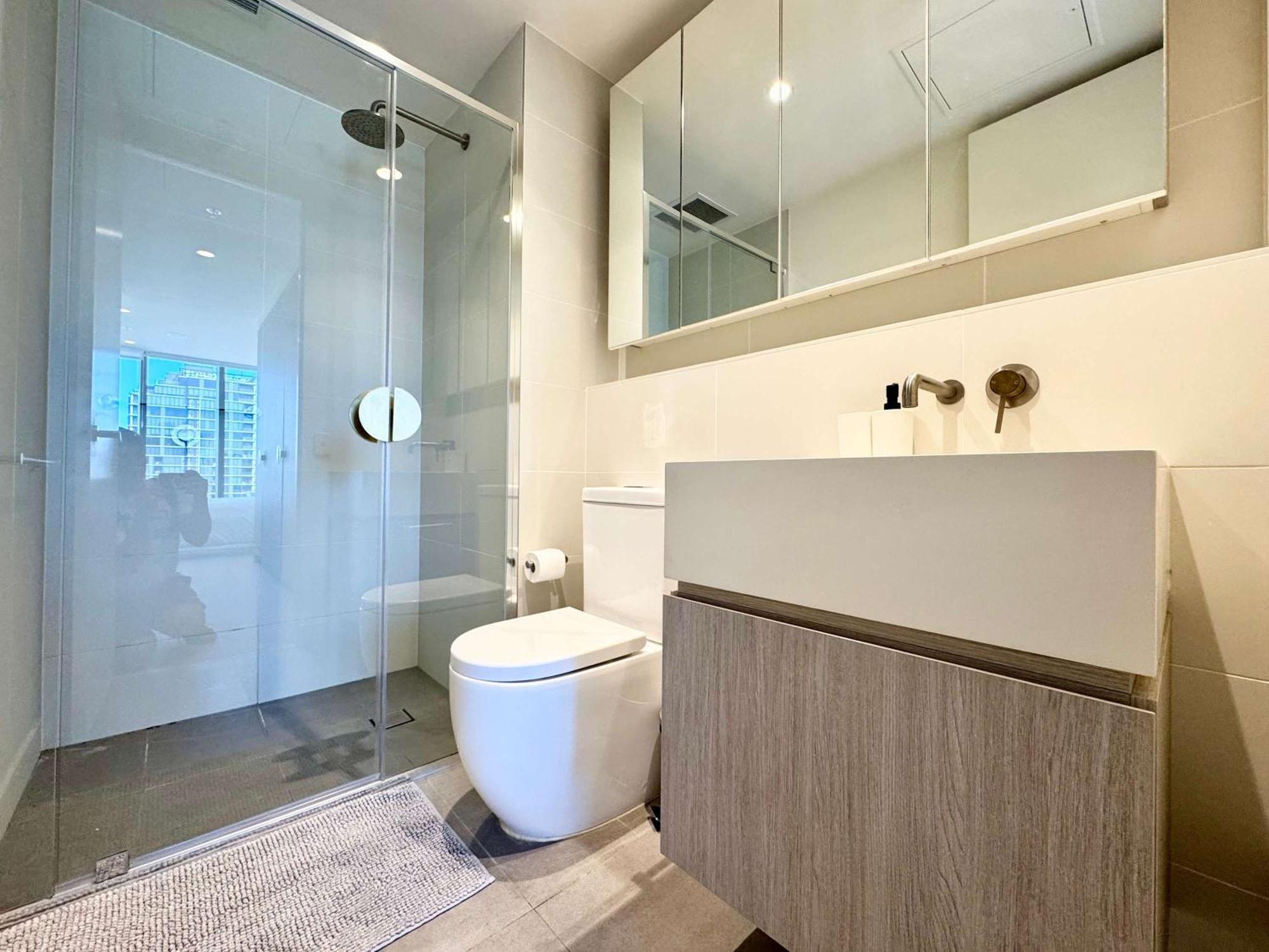 Beauty In The Sky - 2br With Amazing Views Of Rundle Mall Apartment *