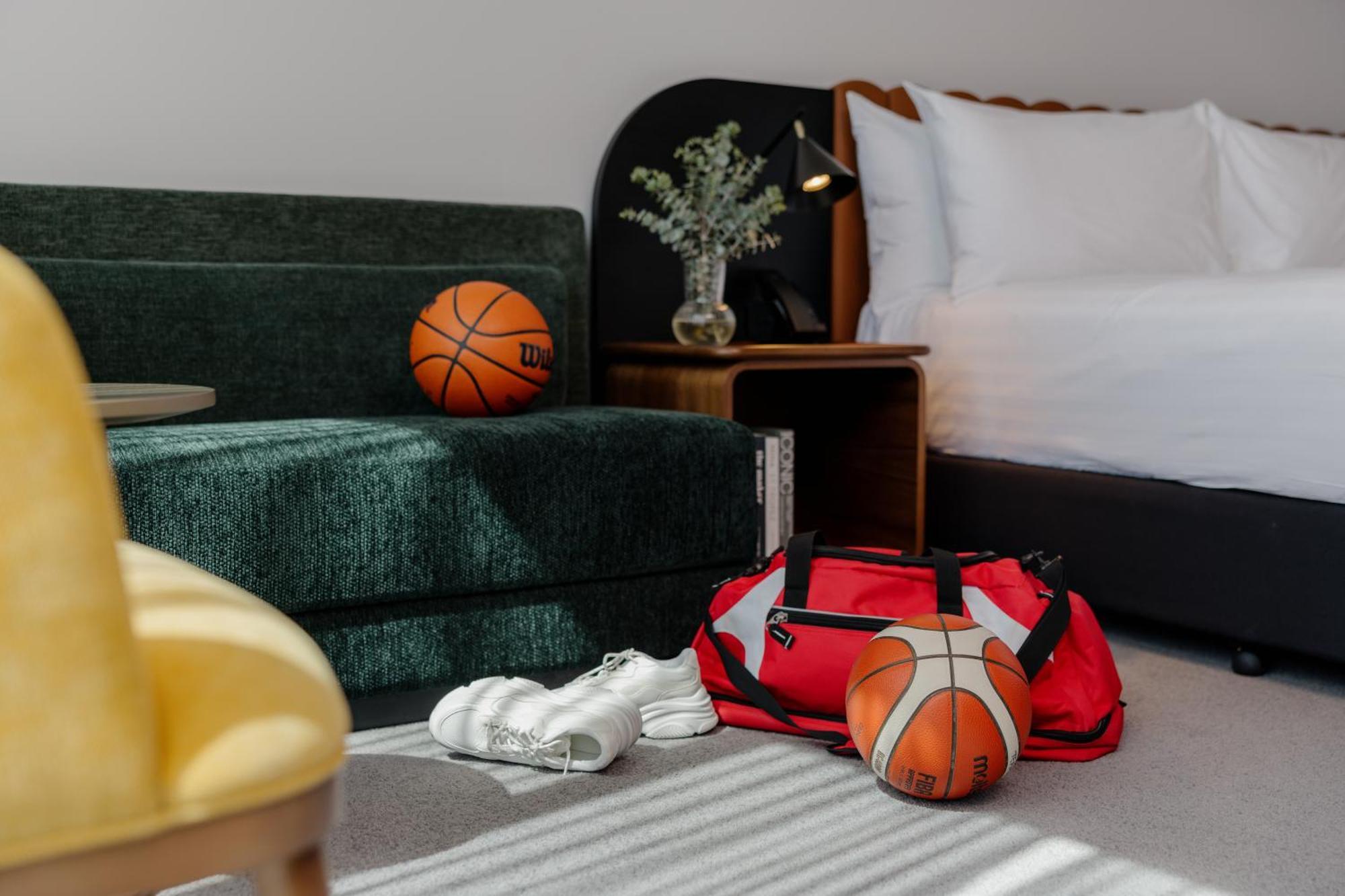 Crowne Plaza Mawson Lakes By Ihg Hotel